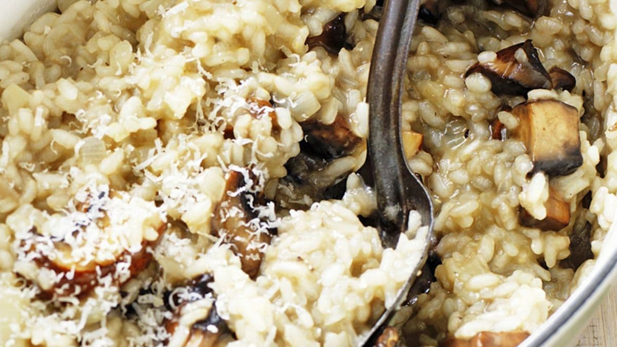 Couples cooking together app — what two in one kitchen need